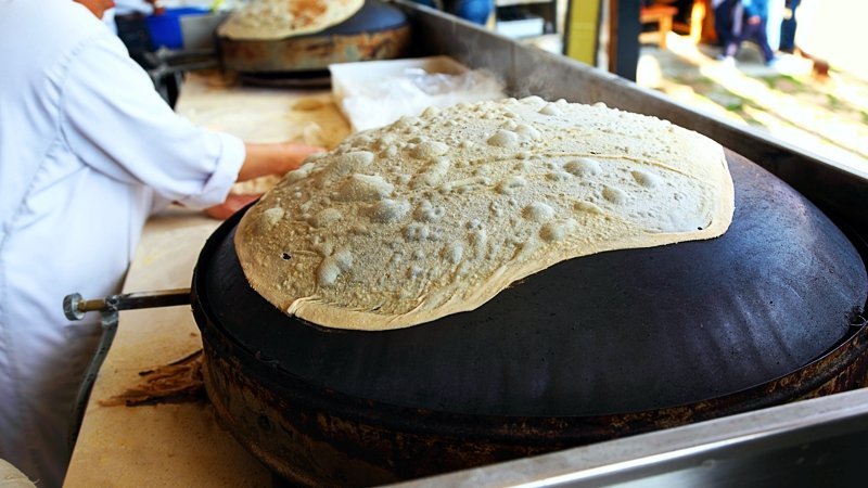 Traditional Lebanese bread 